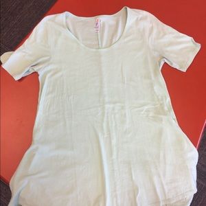 Lularoe Perfect Tee-Medium